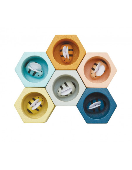 Abejas en la colmena orchard