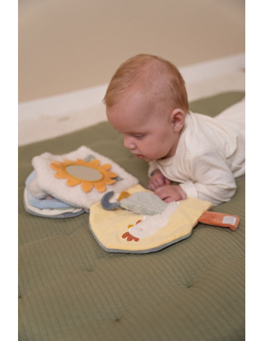 Libro blandito de actividades pequeña granja