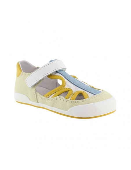 Sandalias cerradas Estela amarillo