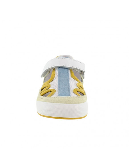 Sandalias cerradas Estela amarillo