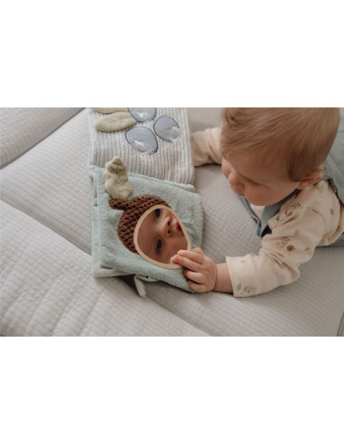 Libro blandito de actividades Forest