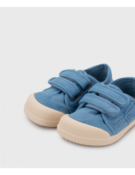 Lona v. jeans